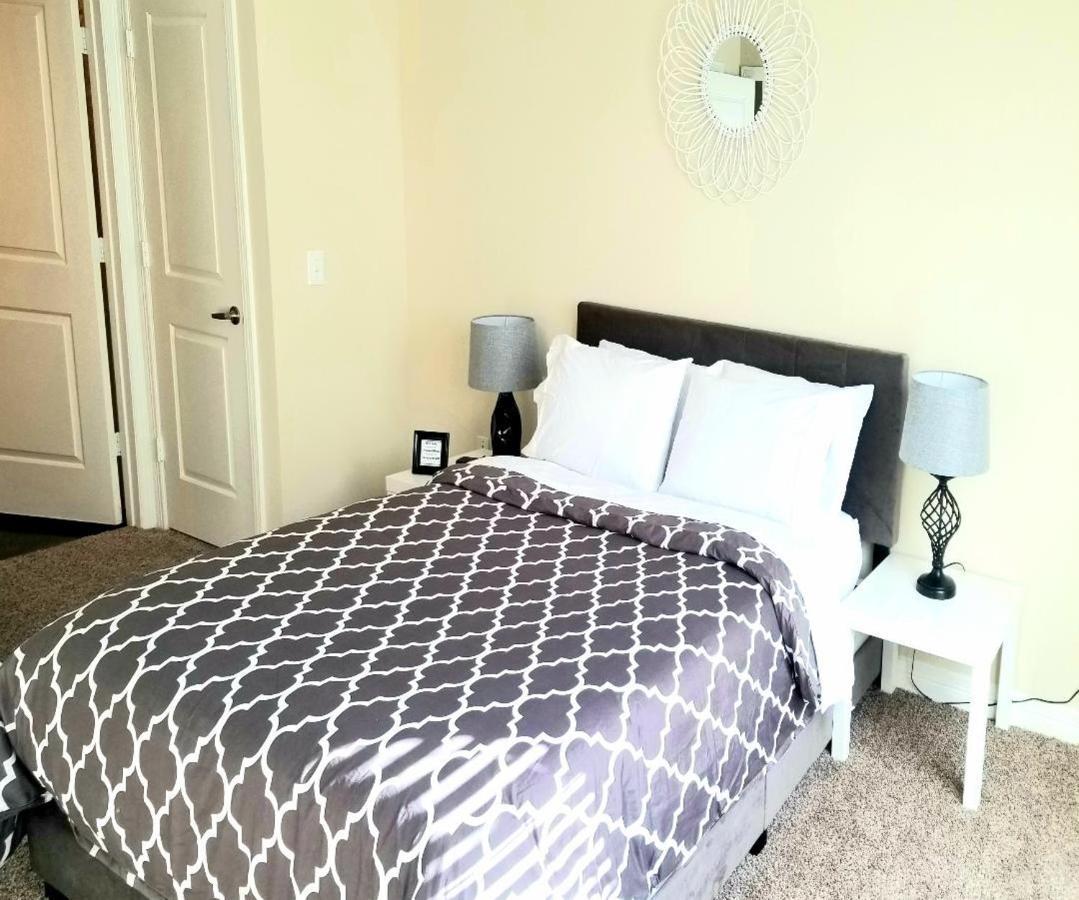 Roomy Downtown Abode Houston Extérieur photo