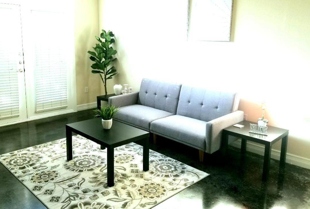 Roomy Downtown Abode Houston Extérieur photo
